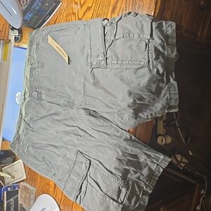 DKNY cargo shorts size 34 light olive color